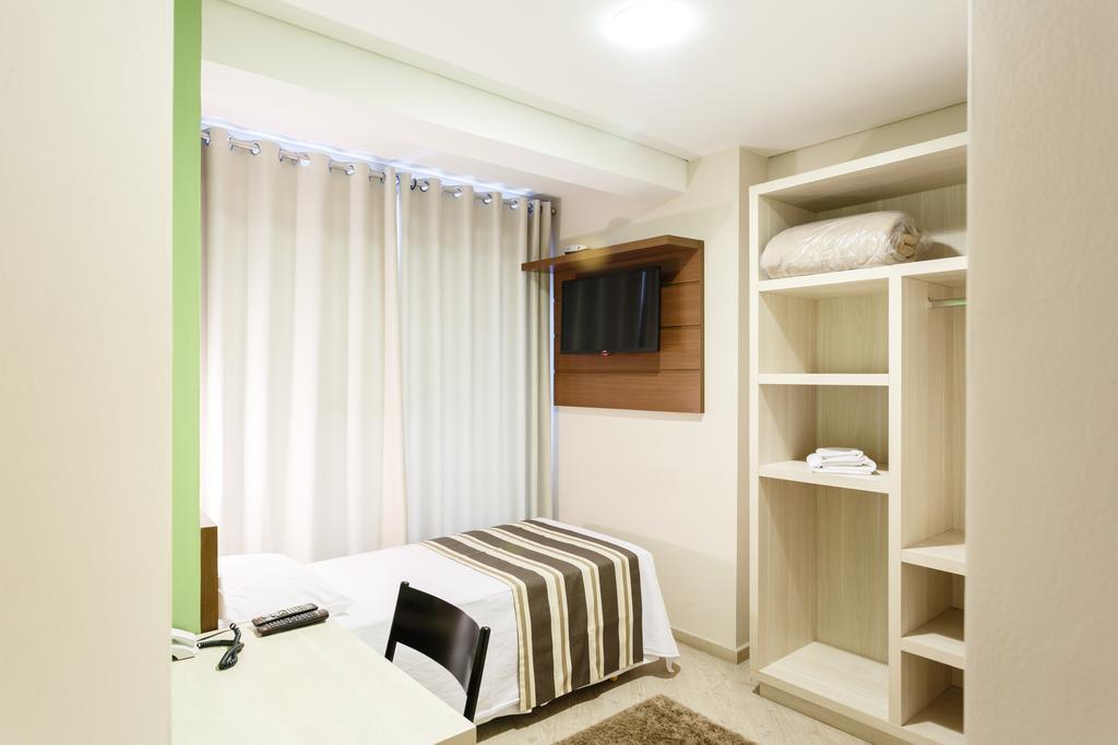 Hotel Sol By Mrhotelaria Куритиба Екстериор снимка